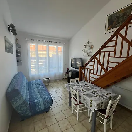 Appartememt Pres De La Avec Terrasse N1