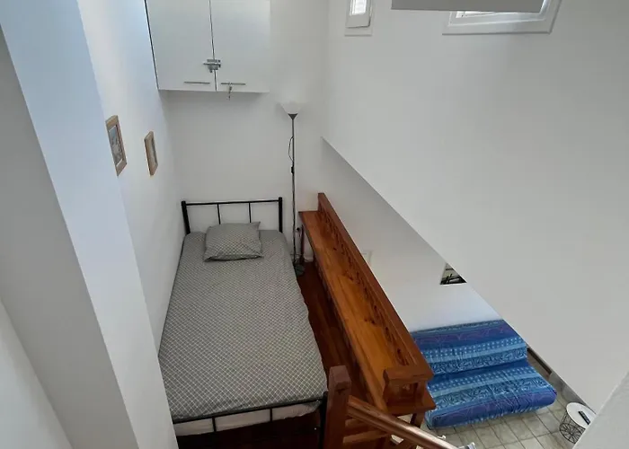 Appartememt Pres De La Avec Terrasse N1