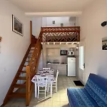 Appartememt Pres De La Avec Terrasse N1 圣西普里安
